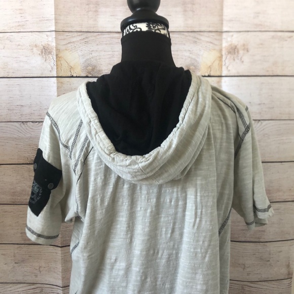 Short sleeve hoodie - Picture 3 of 7